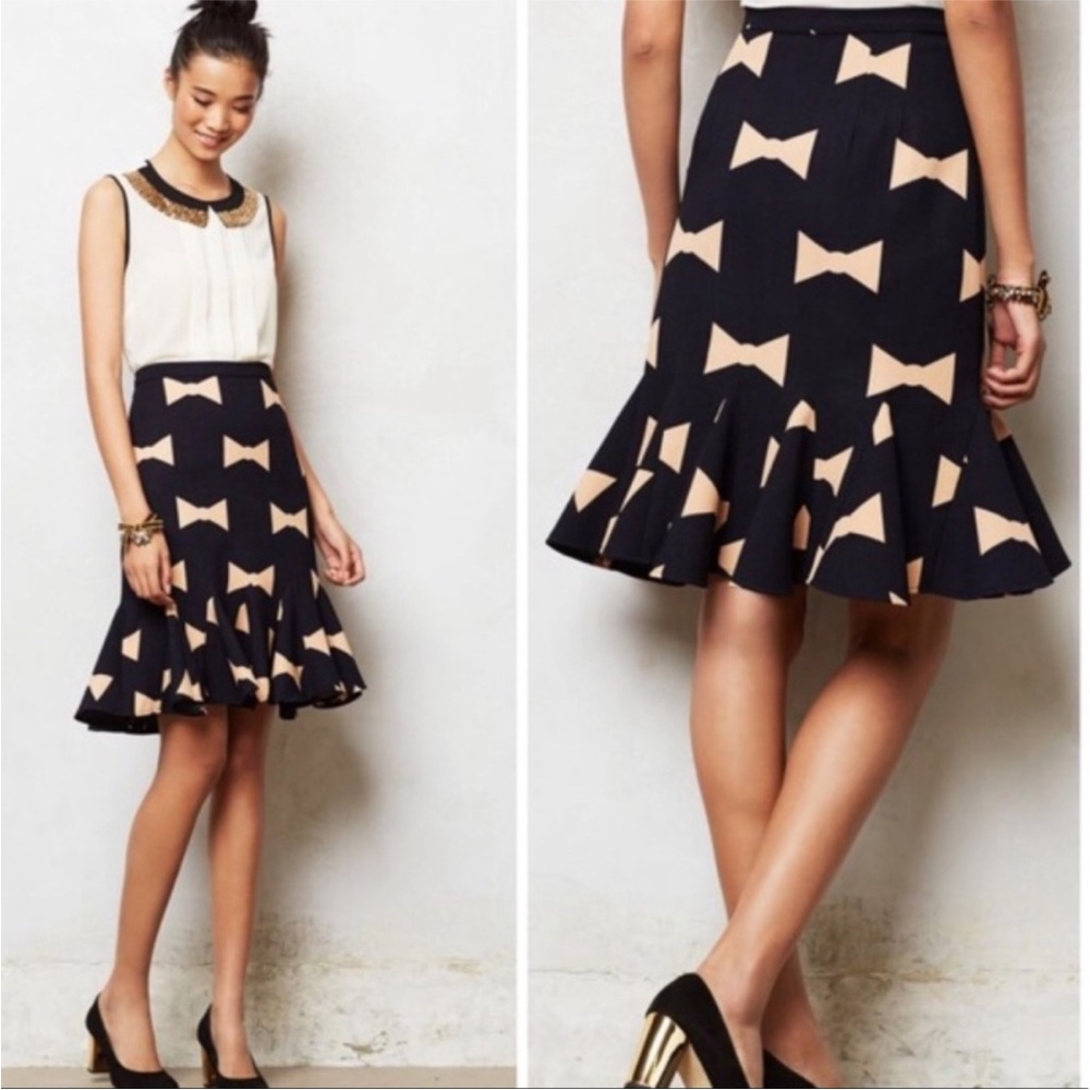NEW Anthropologie Ruffled Flirty Hem
Bowtie Pencil Skirt By Eva Franco NWT